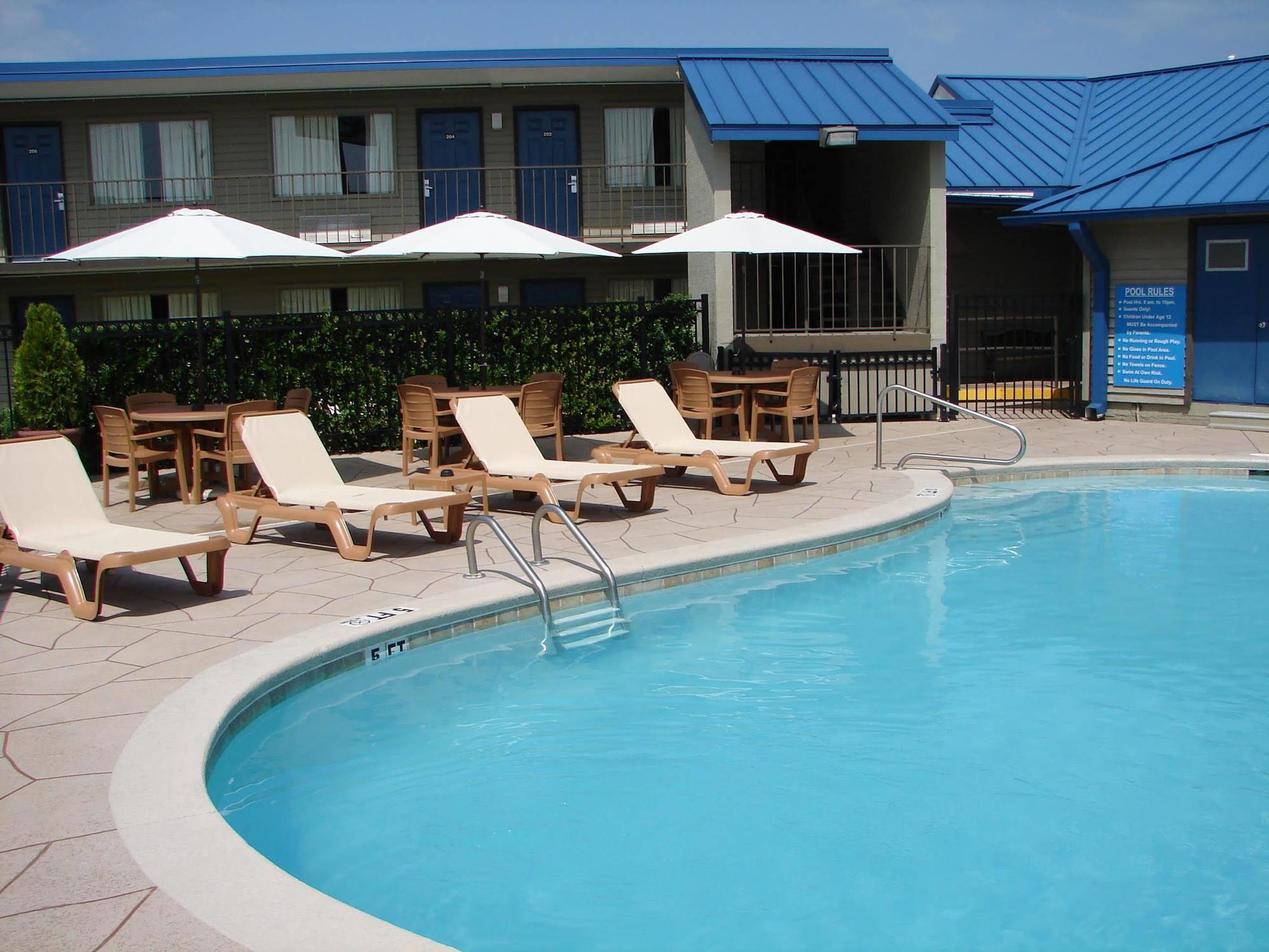 Red Roof Inn Dothan Exterior foto